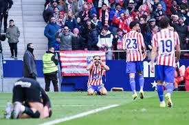 【LPL老婆】美女主持泱泱，高跟长腿太优雅了